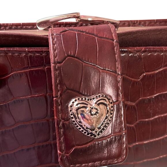 Hato Hasi Vintage Croc Embossed Faux Leather Brownish Red Women’s Wallet - Picture 3 of 12